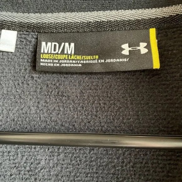 Under Armour 1/4 Zip - Navy - Size M - Picture 2 of 2